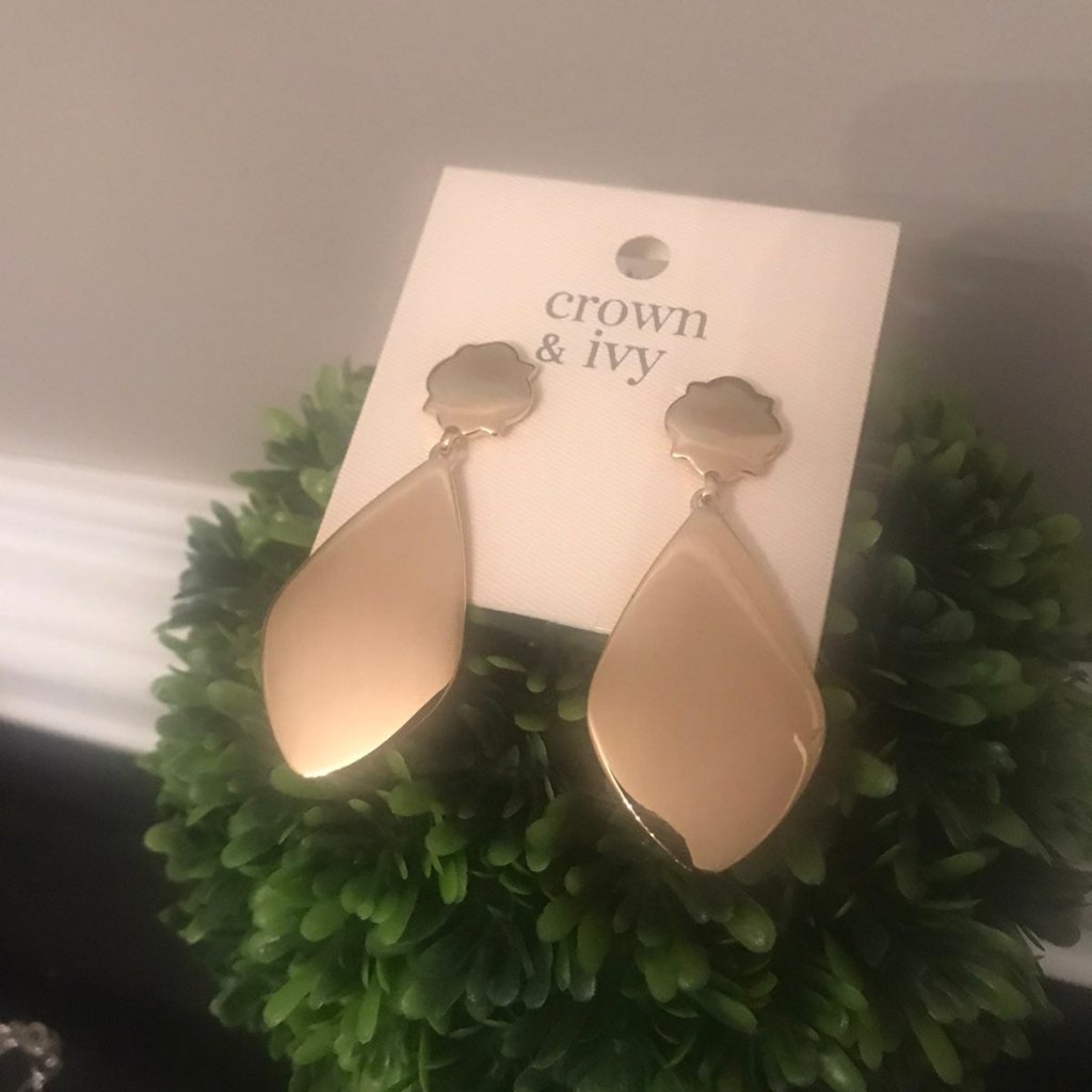 Nwt Crown & Ivy Gold Tone Earrings With Post Back